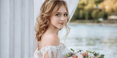Bride who had 95 bridesmaids in her wedding