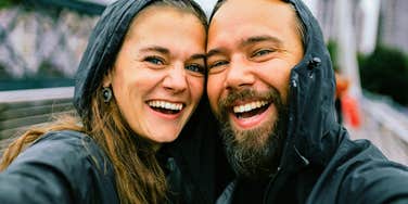 Couple confident in relationship. 