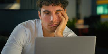 Little Things That Drain Your Energy Without Even Noticing, According To Research
