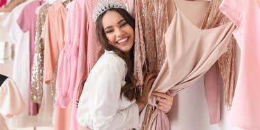 Shop Owner Harassed by Mom Because She Sold The Same Prom Dress To Two Different Girls
