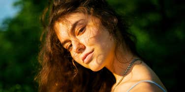 Small Clues A Woman Gives When She Loves You From The Depths Of Her Soul