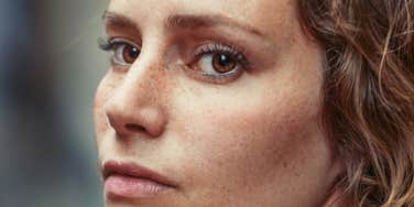 Woman notices the subtle warning signs of diabetes.