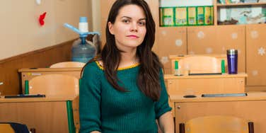 Teacher who is leaving the profession because she's tired of trying to teach kids who no longer learn