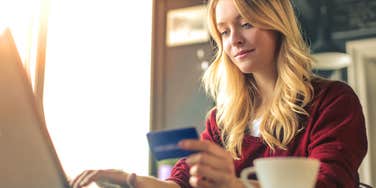 American spending thousands of dollars in a single day on impulse buys online