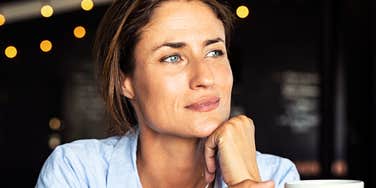 Woman experiencing the benefits of gratitude practice.