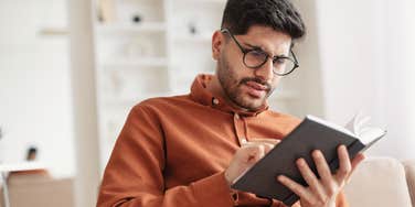 husband secretly reading his wife's journal