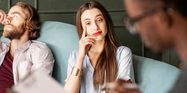Woman complaining about marriage in therapy.