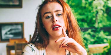 Woman with traits that make men lose interest fast.