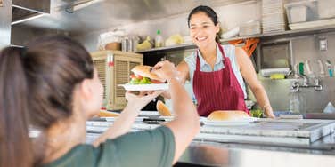 woman working in food truck