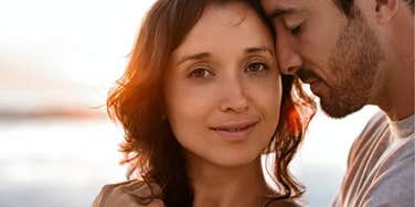 Deeply in love couples do differently grow stronger during hard times 