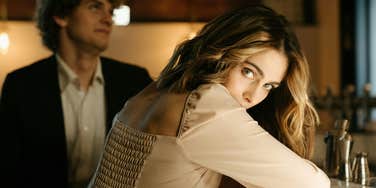 Woman who has no trouble getting a date but struggles to fall in love