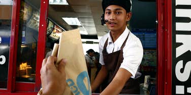 Fast Food Worker Reprimanded After Passing Out From Heat Exhaustion