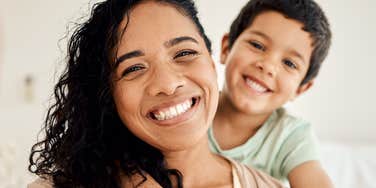 smart parent raising her son to be resilient