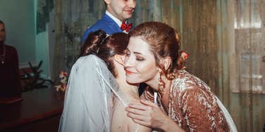 woman leaves wedding early sitting single teens table