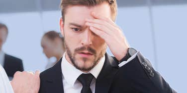 Man deals with dysfunctional boss.