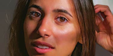 Woman uncovers hidden meanings of dreams.