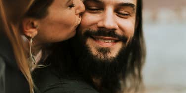 Woman showing appreciation to a man. 
