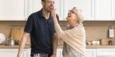 Man Tells Girlfriend She's Not Wife Material Because She Doesn't Cook Like His Mom