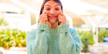 Polite Habits That Most People Secretly Can’t Stand