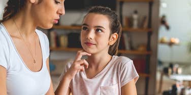 Mom raising a confident daughter 