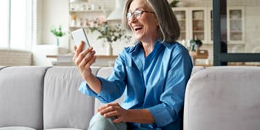 grandma who calls people to sing happy birthday to them