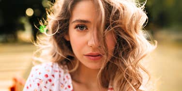 Woman who's attachment style is a major roadblock to love.