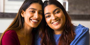Parents Whose Kids Stay Close To Their Siblings For Life Usually Do These Things