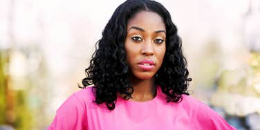 Woman who improved marriage by stopping focusing on it.