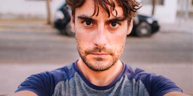 Clues In A Man's Instagram That Say He May Have A Dark Personality