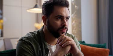 Dad-To-Be Miserable Living In The Suburbs Misses Apartment Life
