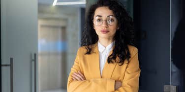smart woman who doesn't have emotional intelligence