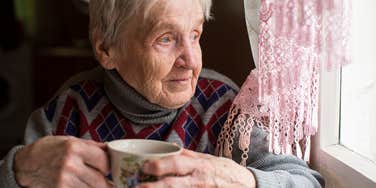 older woman habits make less sad winter