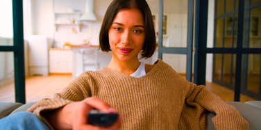 People Who Always Need To Have The TV On At Home Usually Have These Reasons