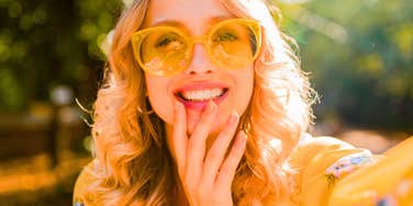 People Who Always Pretend Their Life Is Perfect Try To Hide These Ways Their Lives Are Hard