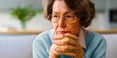 People Who Feel Hopeless & Lost As They Get Older Usually Have These Reasons