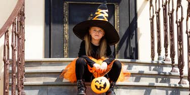 Rich Homeowner Refuses Halloween Candy To Kids From Other Neighborhoods
