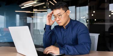 Worker Says Time-Tracking Software Screenshots His Work Every 10 Minutes