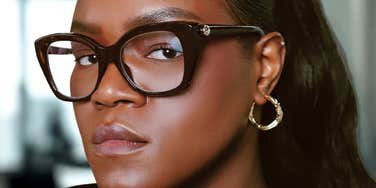 High-acheiving woman has a hard time keeping close friends.