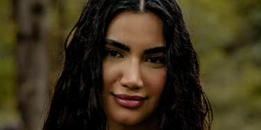 Woman lives authentically.