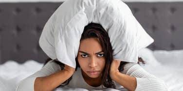 Man Asks People To Settle A Debate With His Wife Who Disagrees With His Morning Alarm