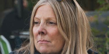 Woman stays married for the kids.