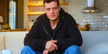 People Who Are Stuck Living Paycheck To Paycheck Usually Have These Reasons