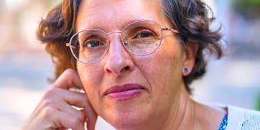 People Who Never Post Photos Of Themselves As They Get Older Usually Have These Deep Reasons