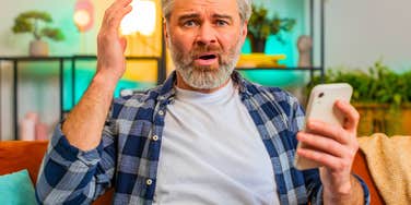 Things Miserable People Do On Their Phones That Happy People Avoid At All Costs