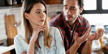 Wife Threatens To Kick Husband Out If He Attends Thanksgiving NFL Game