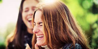 clever playful person making someone crack up with effortless humor, illustrating the simple habits that help people be naturally funny and make others laugh