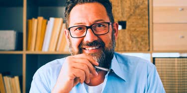 Fascinating Ways Truly Brilliant People Treat You Without You Even Noticing