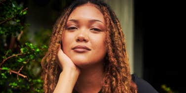 resilient person rising after a tough setback with renewed determination, illustrating the powerful habits people use to bounce back and recover when life knocks them down