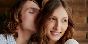 Woman learns the art of reading men.