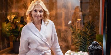 Underrated Benefits Of Showering At Night Without Lights